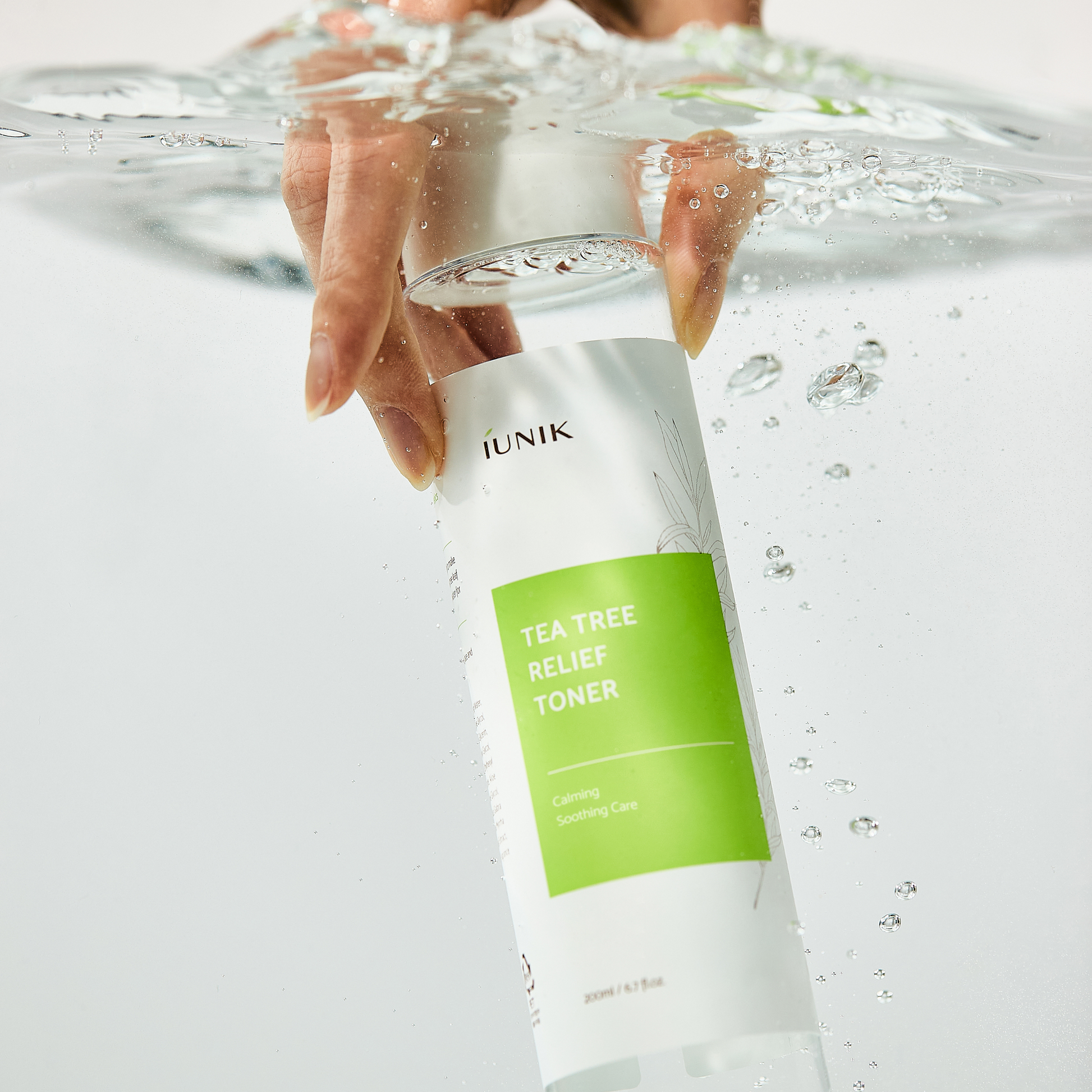 iUNIK Tea Tree Relief Toner 200ml 2